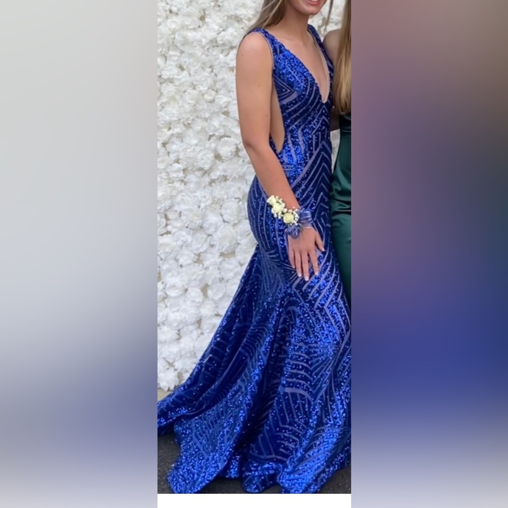 Beautiful Jovani dress for sale. WORN ONCE